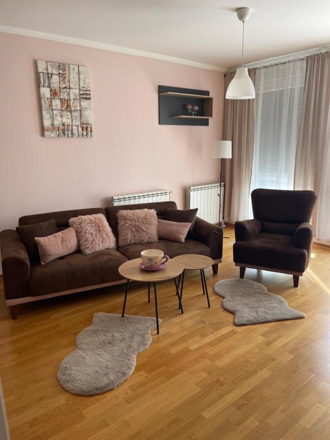 Apartment Orchid 021 노비사드 외부 사진